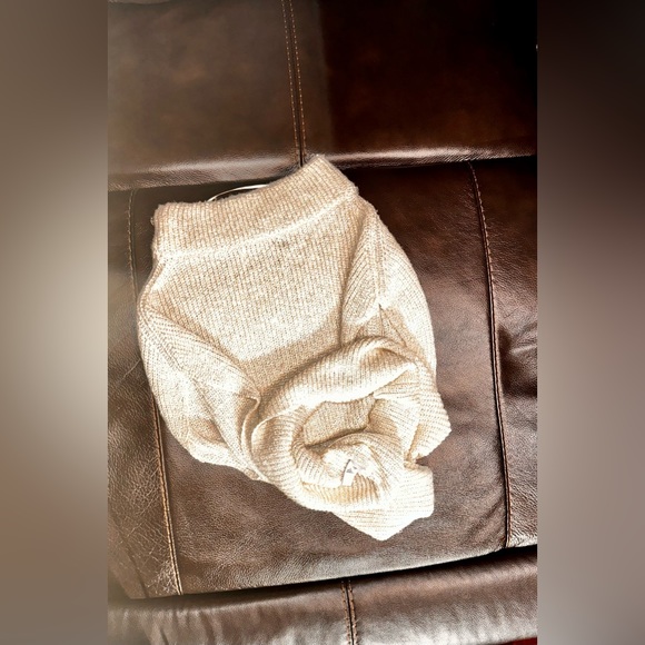 Jennifer Lopez Shimmering Champagne Color Sweater Vest Macrame Size M - Picture 5 of 10